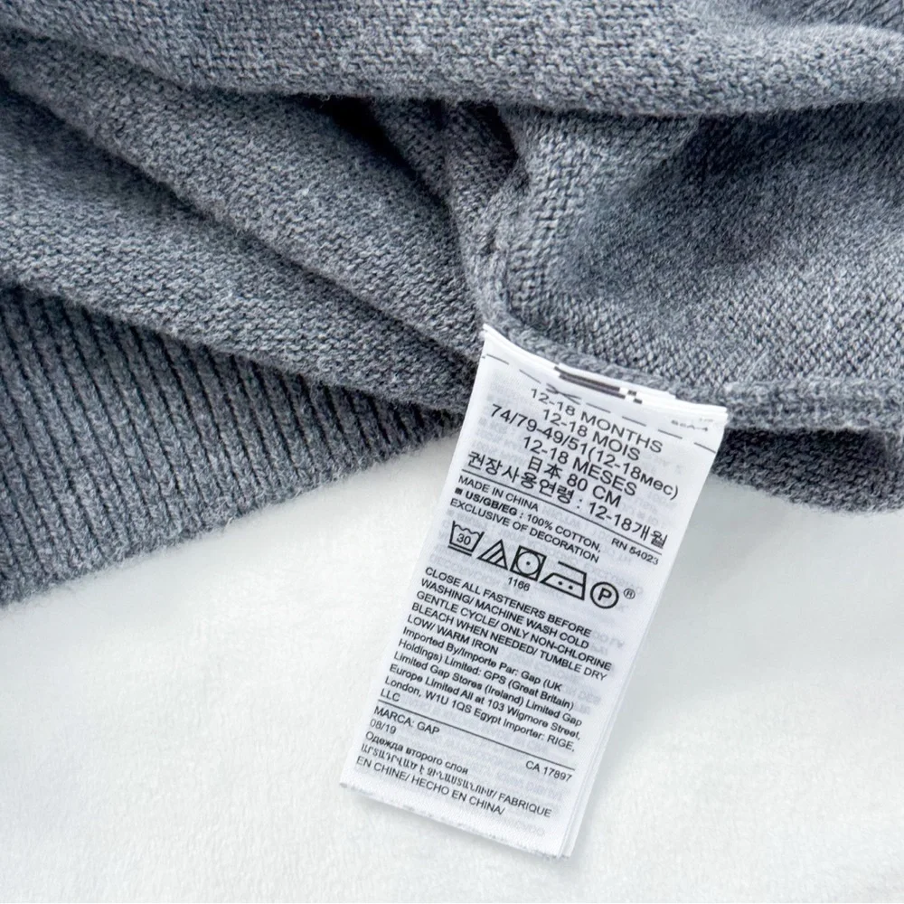 baby GAP Star Wars Little Rebel Sweater 12-18 months